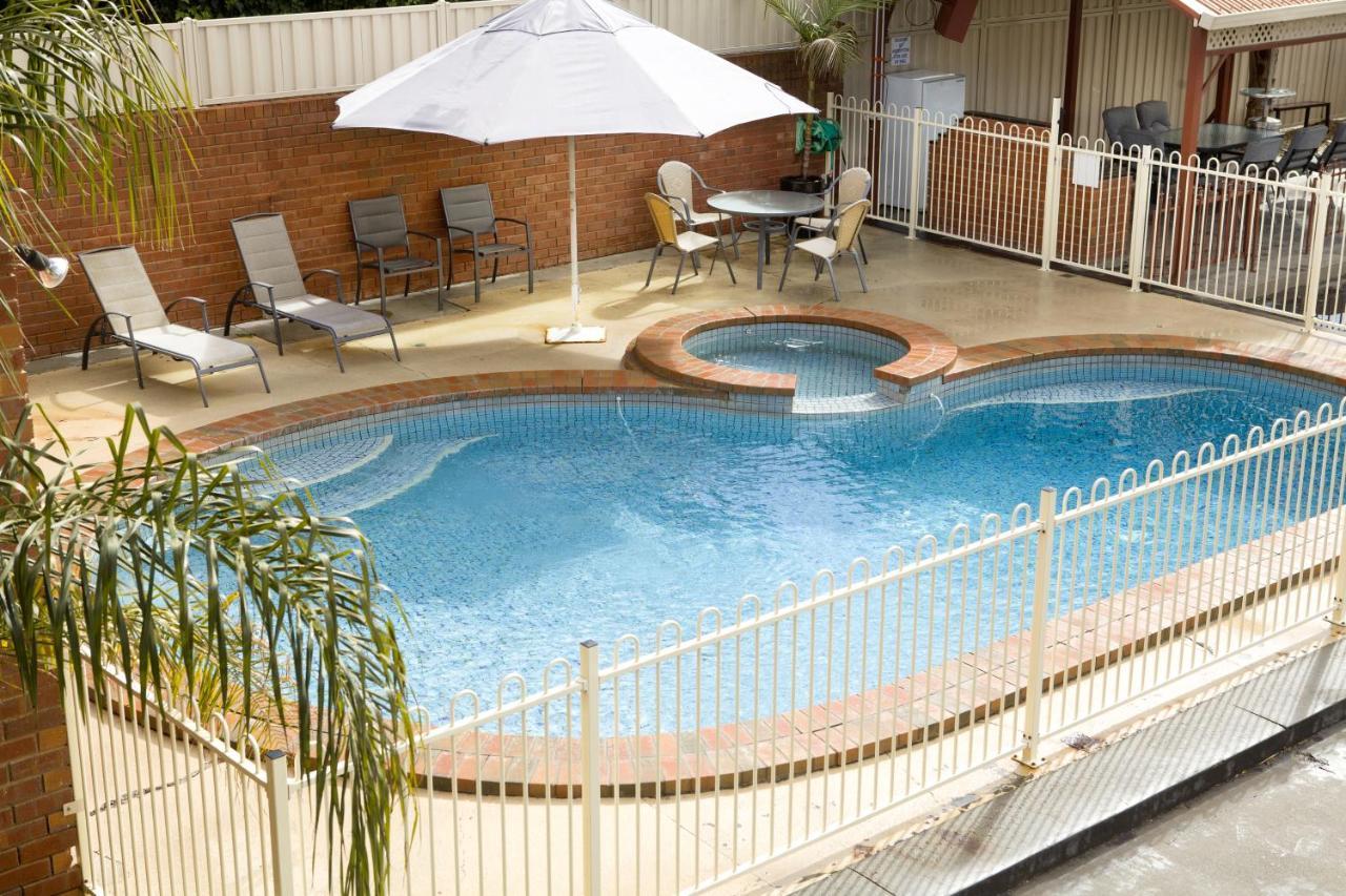 Courtyard Motor Inn Shepparton Buitenkant foto